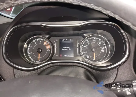 2019 Jeep Cherokee Latitude Plus 4X4 z USA, uszkodzony, nr VIN 1C4PJMLN2KD250846